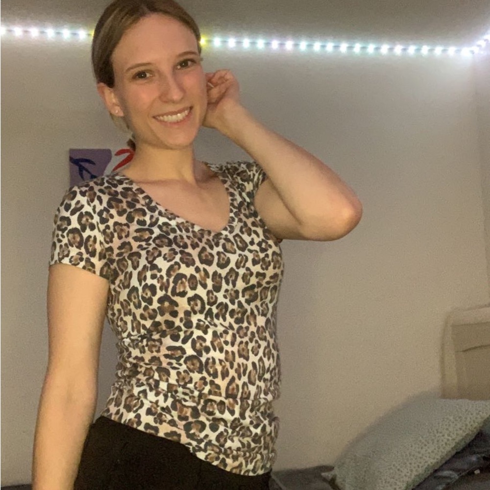 PINK VS V-neck T-shirt